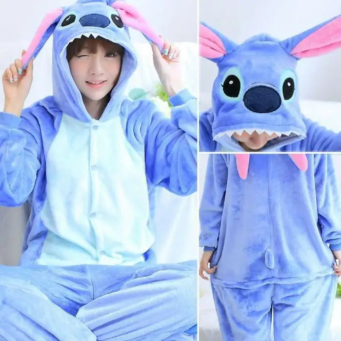 enfants avec une grenouillère stitch Bleue